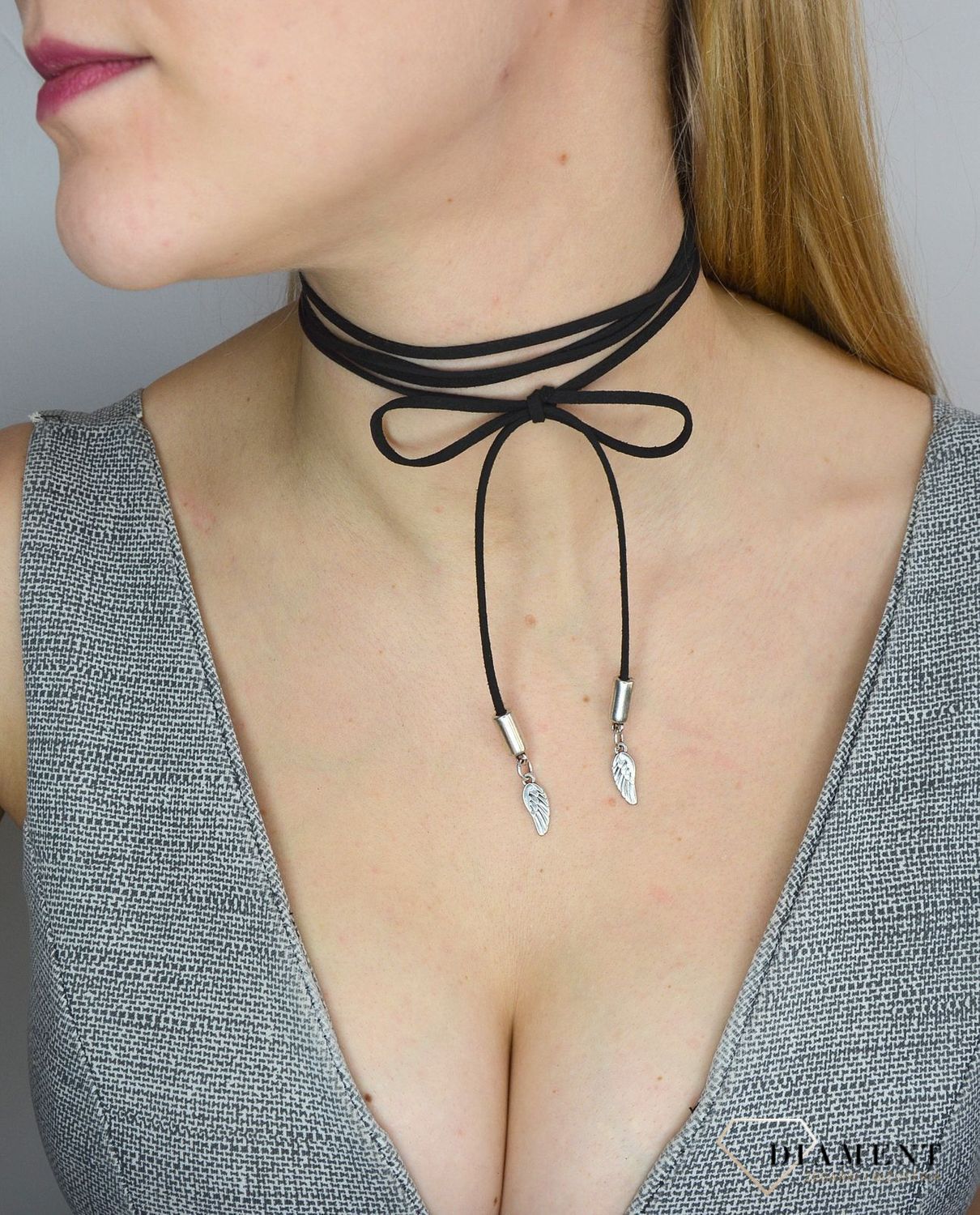 Naszyjnik choker damski czarny By Dziubeka skrzydełka NIL2001 ✓Biżuteria damska.jpg